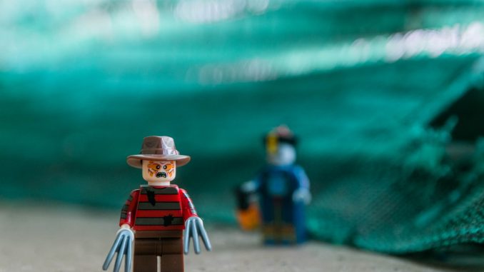 photo-1542951903-6b75c2b94727
