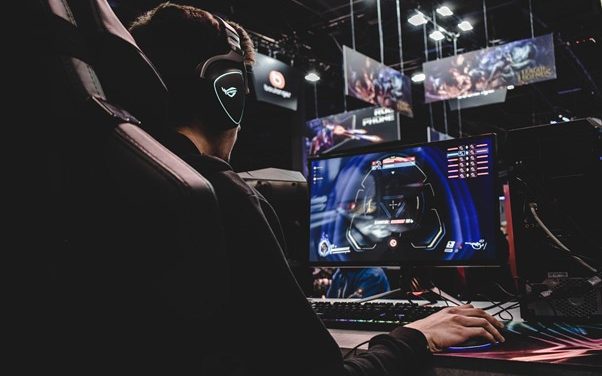 How the booming eSports conquers the world