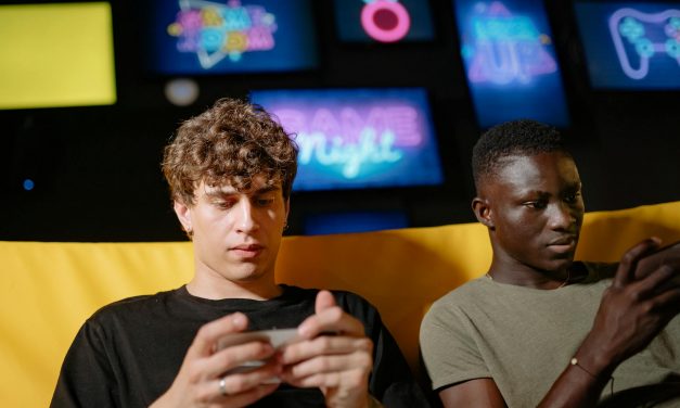 The Rise of Mobile Gaming in 2025: How Phones are Competing with Consoles