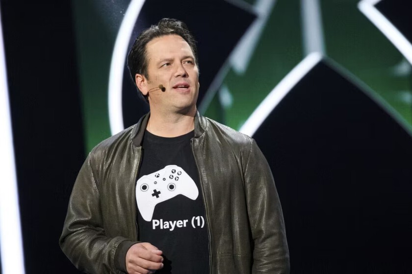 Phil Spencer talks about more games on PlayStation, Nintendo, and gives more info on Microsoft’s handheld