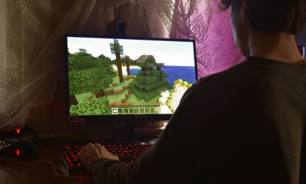 Sit Right, Play Better: Posture Tips for Gamers