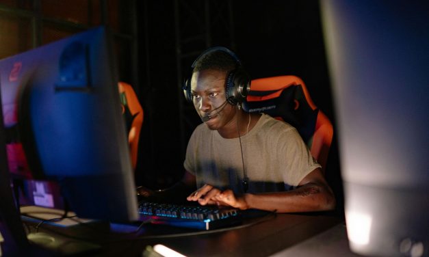 The Psychology of Case Opening: Why Players Love Randomness and Skin Collecting