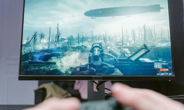 Is a Portable Monitor Worth It for Xbox Cloud Gaming and Remote Play?